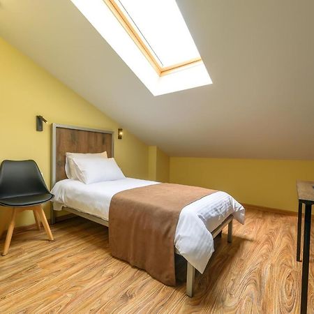 Stark Hotel Orhei Eksteriør billede