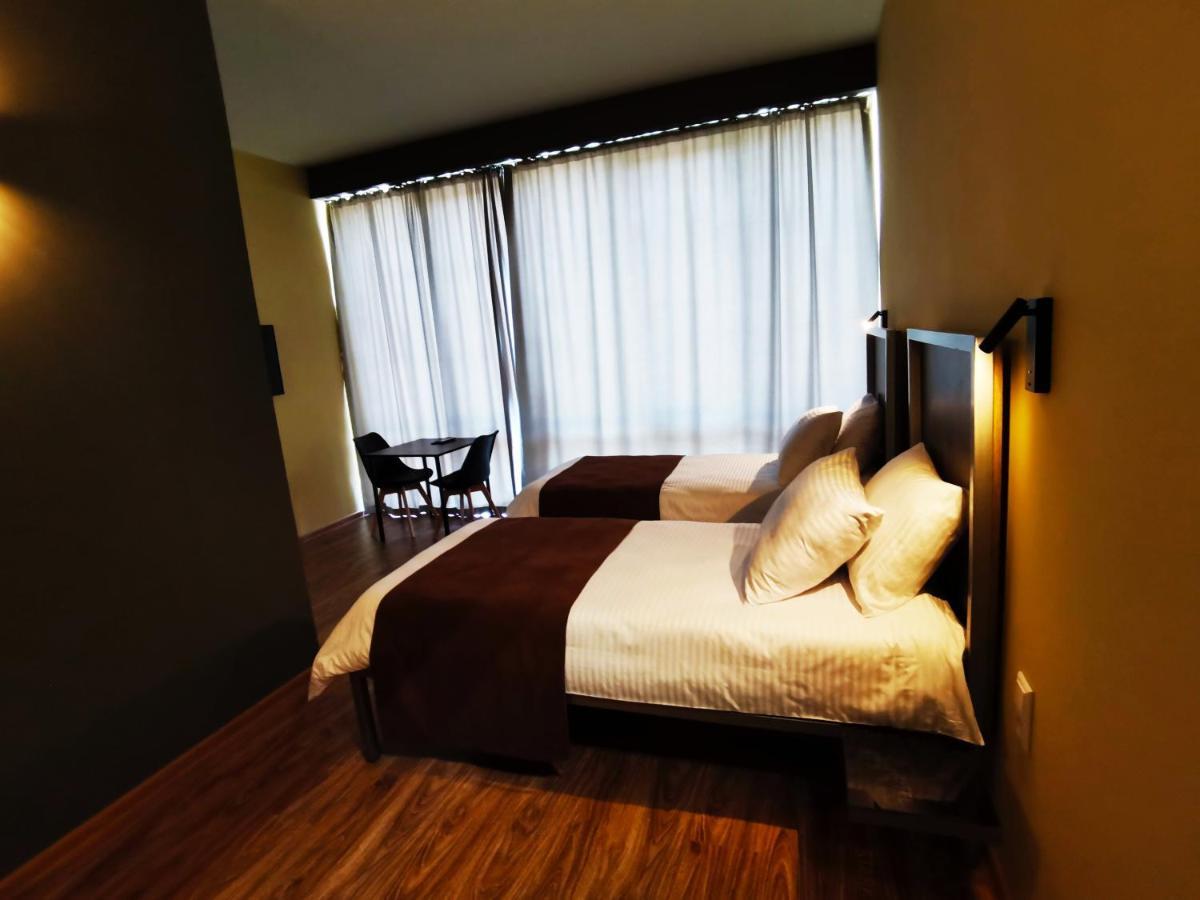 Stark Hotel Orhei Eksteriør billede